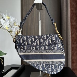 Meet your Posher, Rory